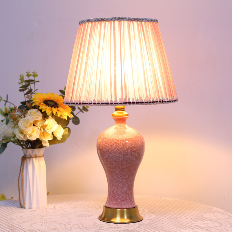 Desk Lamp - Lampe de bureau en forme de