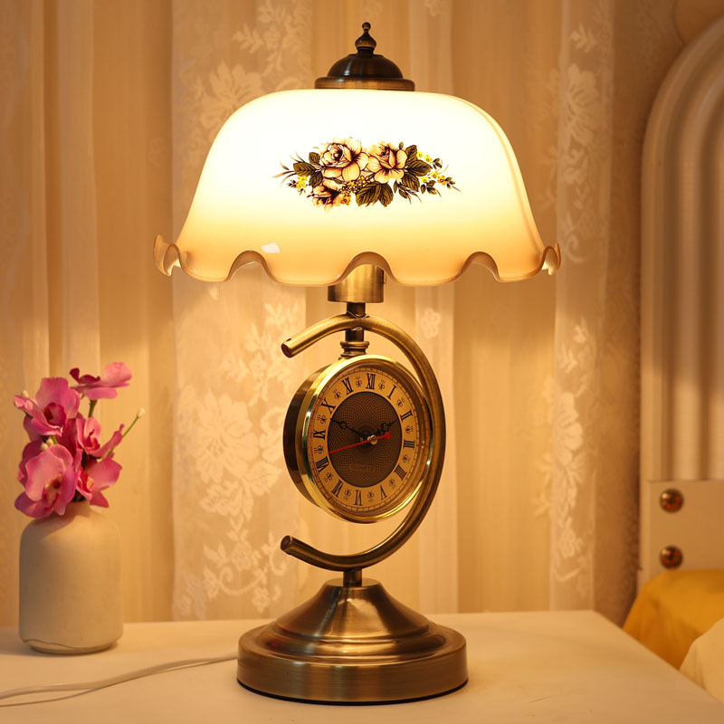 Lampe de bureau de style médié - Desk Lamp avis et prix