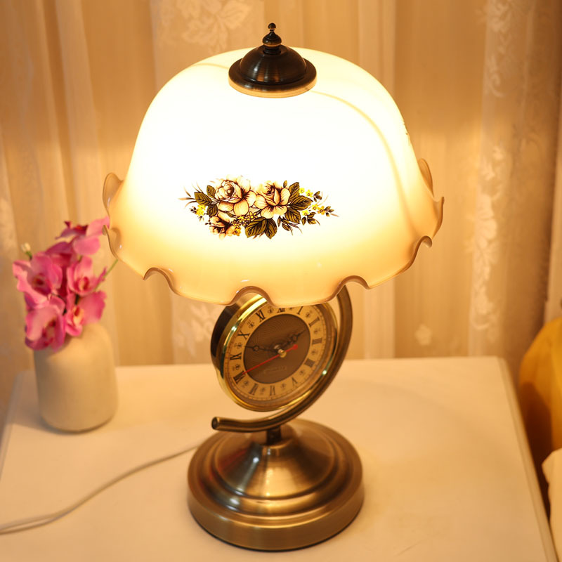 Lampe de bureau de style médié - Desk Lamp avis et prix